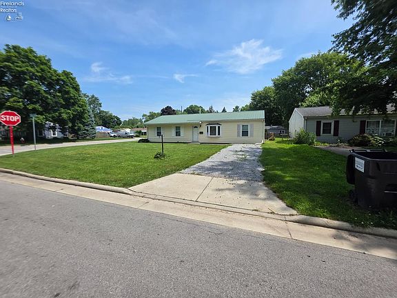 4th image of 5002 Dallas Ave