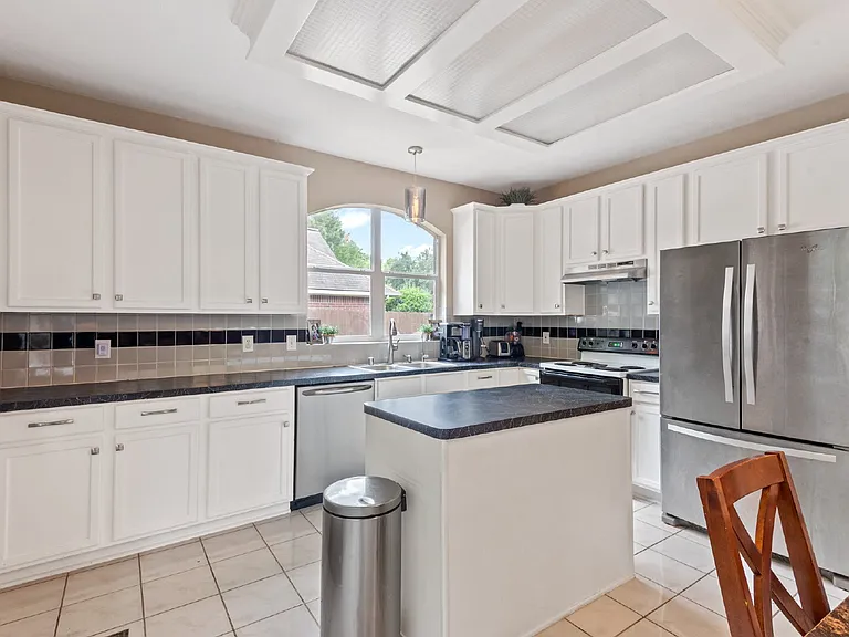 14618 Oxwick Cir — Photo 17