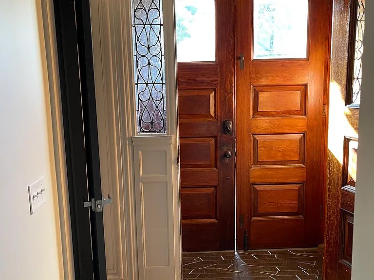 182 Waterman St #1C — Photo 5