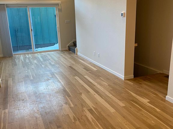 2nd image of 922 Cimarron Dr Unit B