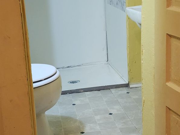 fort-wayne-indiana-445010387 picture