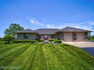 9120 Ray Rd, Gaines, MI 48436