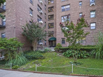 52-15 65 Place S #3F, Maspeth, NY, 11378