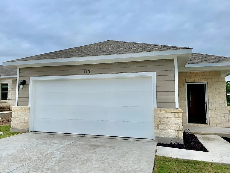 119 Wild Wind Cv — Photo 3