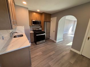 103 Roosevelt Blvd, Long Beach, NY 11561