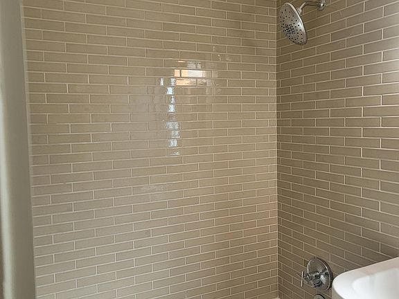 4th image of 921 16th St APT C