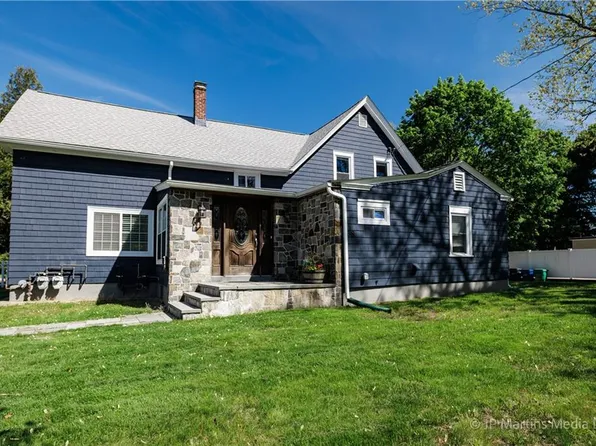 58 Spooner Ave, Warwick, RI 02886
