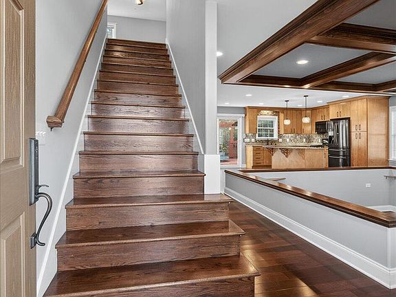 4th image of 234 Bradford Ln