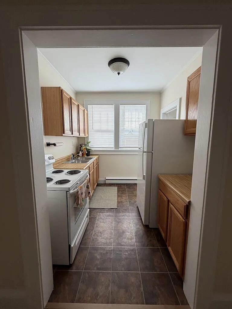 1 bed, 1.0 bath, 550 sqft, $950 — Photo 1