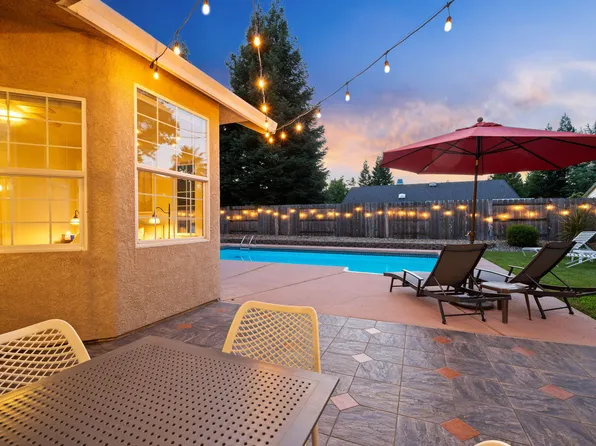 5850 Norwich Ct, Redding, CA 96003