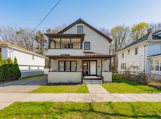 31 Wing St, Springfield, MA 01151