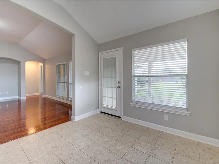 14802 Newton Falls Ln — Photo 9