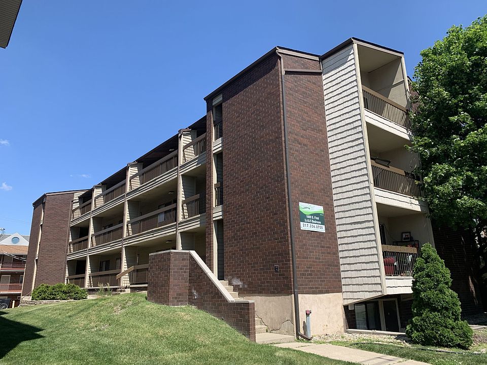 1st image of 1009 S 1st St #14237391