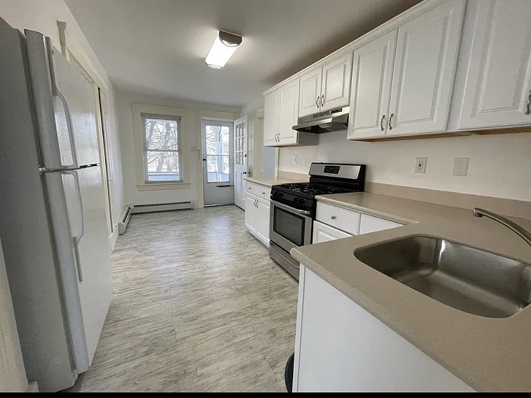 12 Liberty St #2 — Photo 7