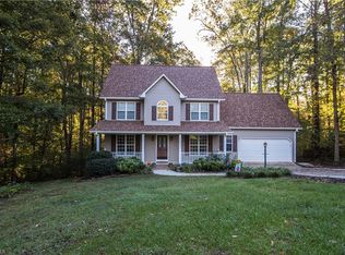 8201 Daltonshire Dr, Oak Ridge, NC 27310