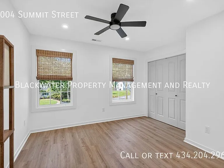4004 Summit St — Photo 13