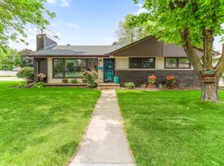 401 2nd Ave NE, Osseo, MN 55369