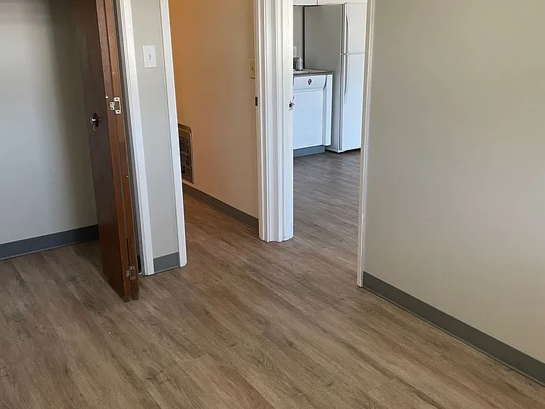 42 G St SW — Photo 10
