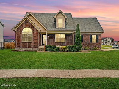 327 Red Crest Dr, Shepherdsville, KY, 40165
