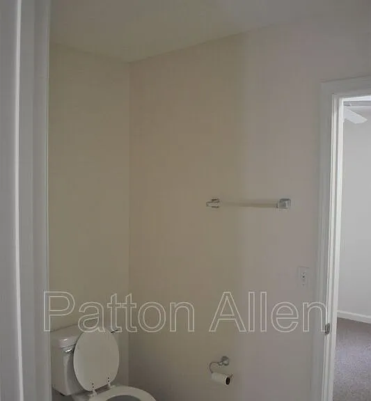 109 Citadel Dr #212 — Photo 7