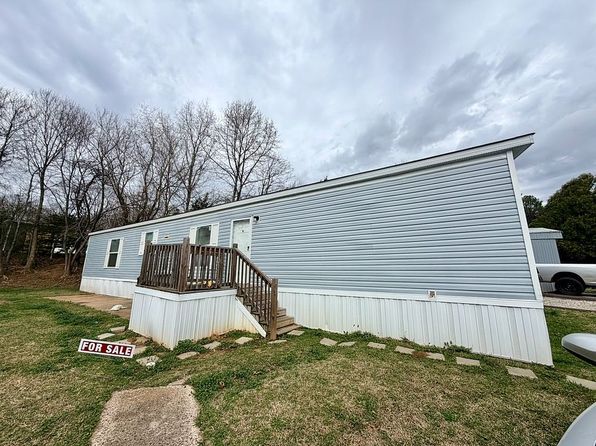 309 Esplanade St