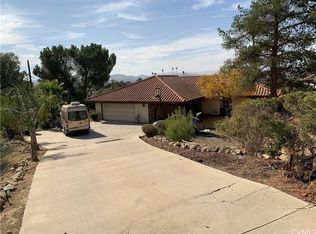 27021 Crews Hill Dr, Sun City, CA 92586
