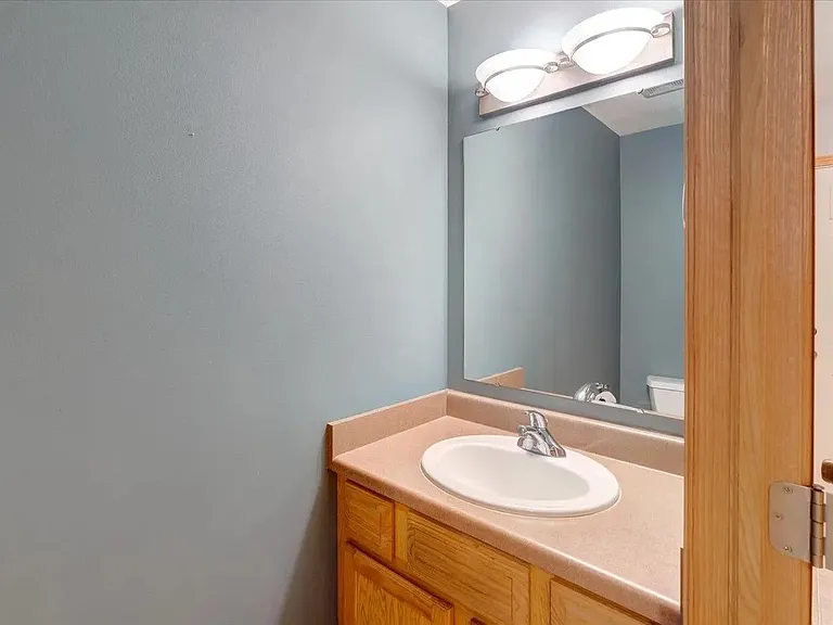 1406 Dewberry Dr — Photo 5
