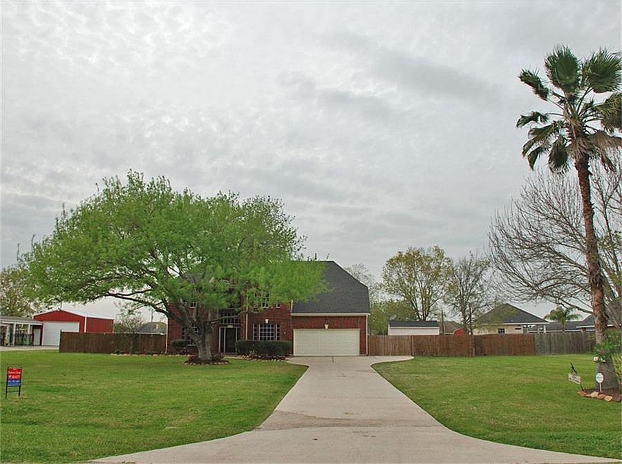 1st image of 6835 Plantation Dr