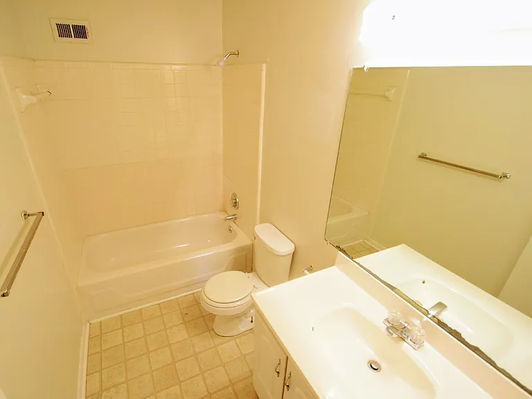 599 Winding Creek Rd #B — Photo 11