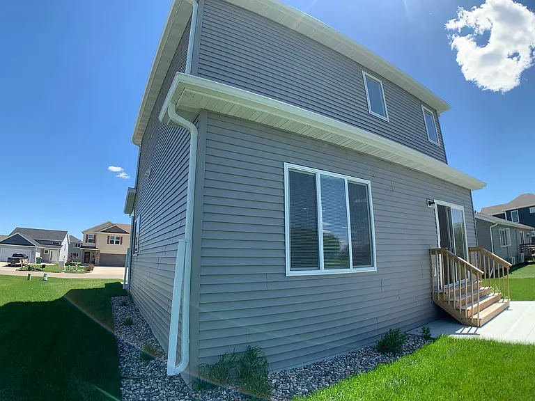 1360 Goldenwood Dr NW — Photo 27