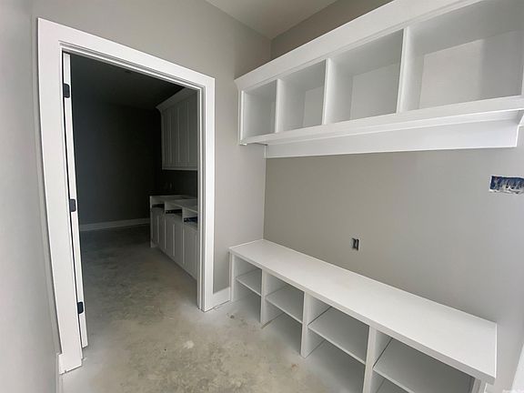 5th image of 5951 Swan Cove