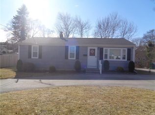 973 Greenwich Ave, Warwick, RI 02886