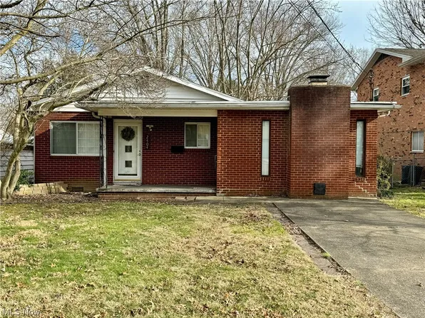 2404 McKinley Ave, North Parkersburg, WV 26104