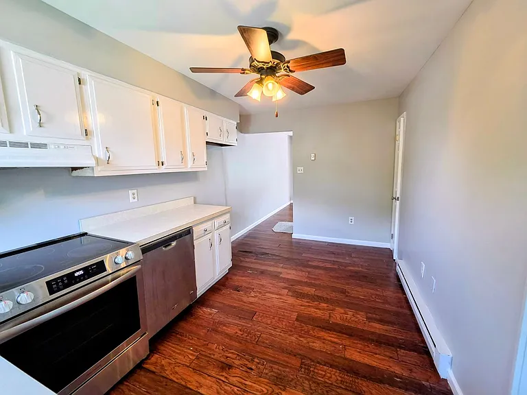 5657 Wood Ln — Photo 4