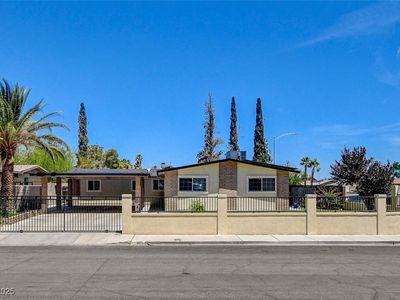 925 Alan Shepard St, Las Vegas, NV, 89145