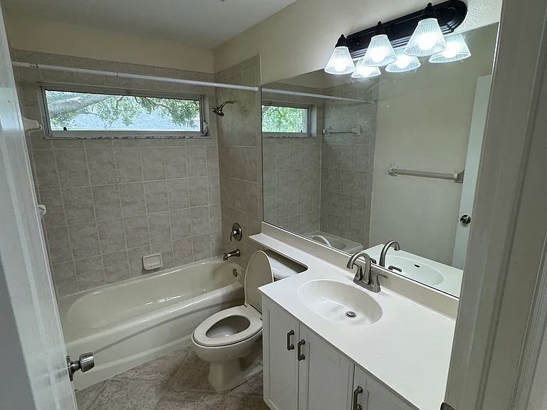 10084 Cherry Hills Avenue Cir — Photo 9