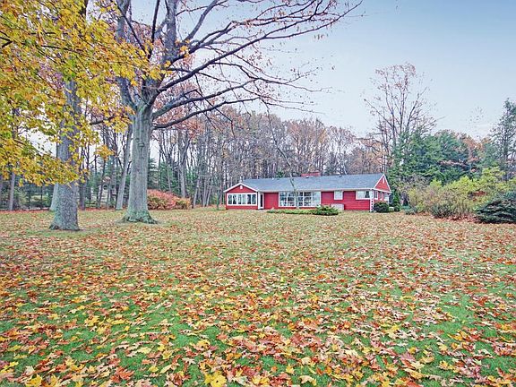 3rd image of 2538 Lakeshore Dr