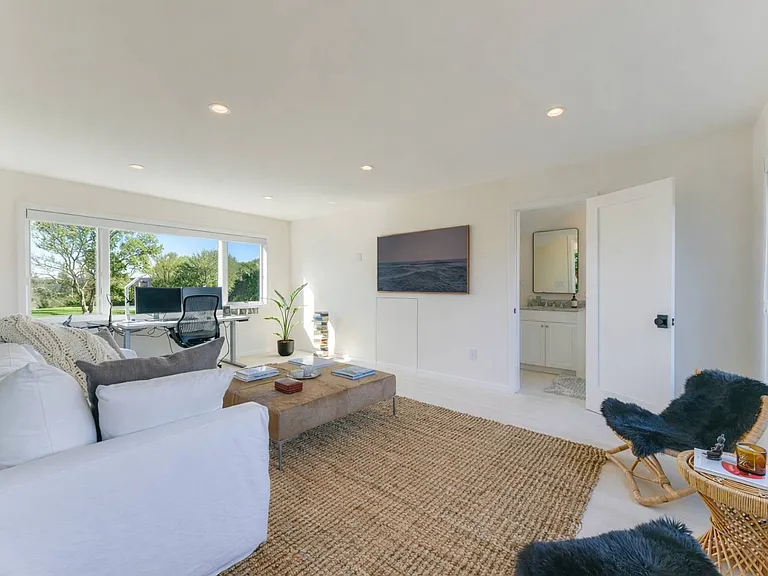 40 Library Ave — Photo 12