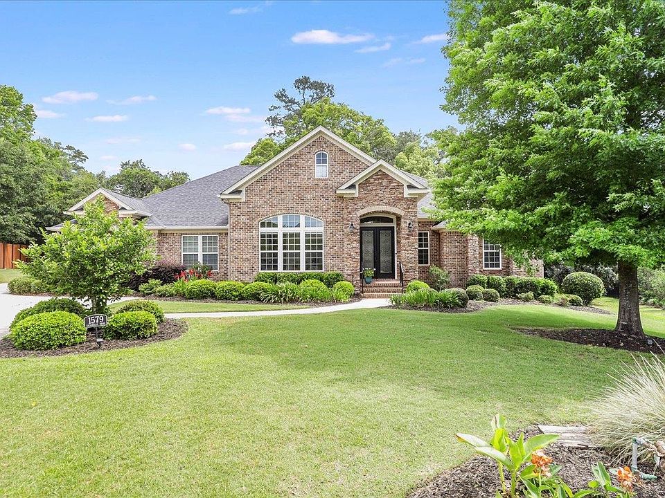 1st image of 1579 Escadrille Dr