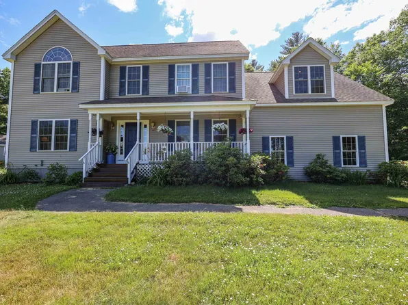 92 Middle Road, Deerfield, NH 03037