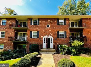 3890 Lyndhurst Dr APT 103, Fairfax, VA 22031