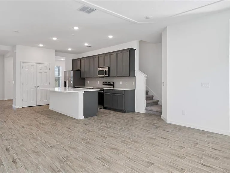 7387 Mezzano Ln — Photo 6