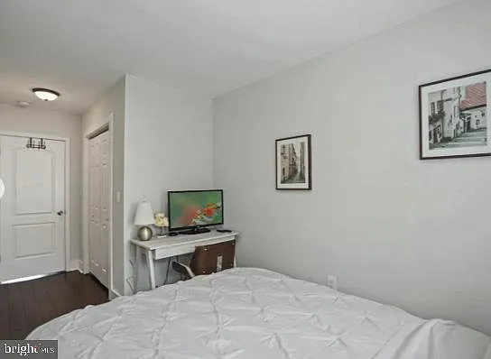 1260 Penn St NE — Photo 11