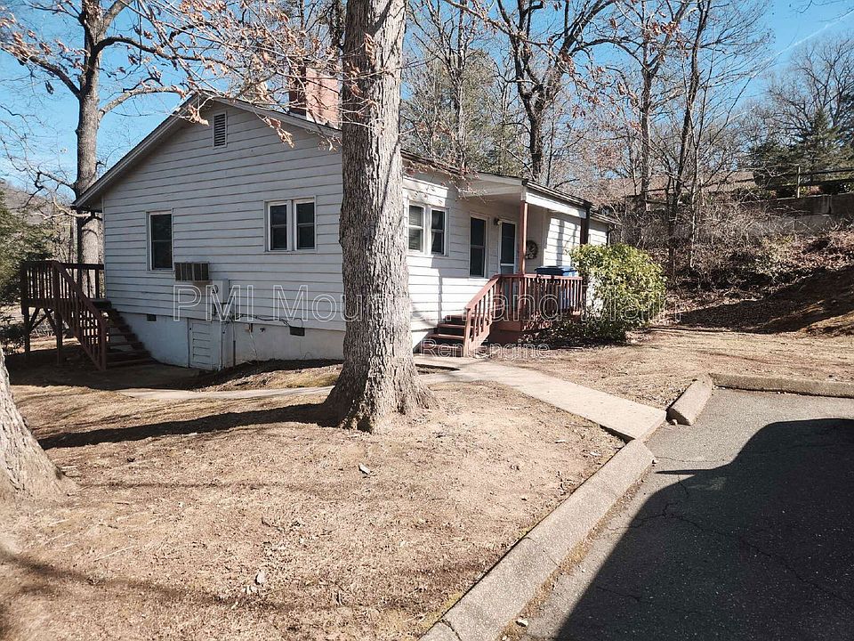 1st image of 2 Woodlands Dr