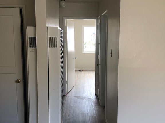 4th image of 237 Armour Ave APT 4