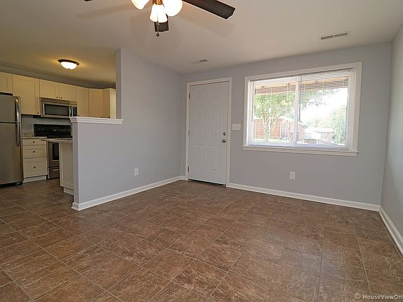 2nd image of 1445 Woodland Dr APT D