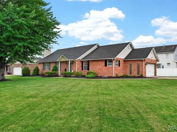 309 Radcliff Rd, Shiloh, IL 62221
