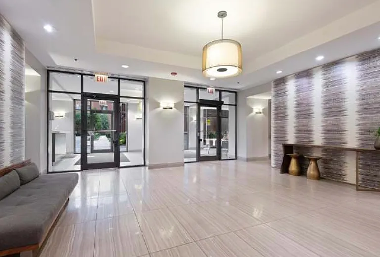 330 N Jefferson St #1806 — Photo 12