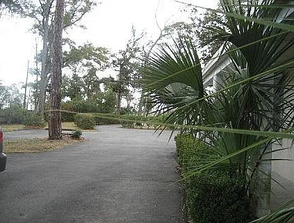 view of edgewater grounds