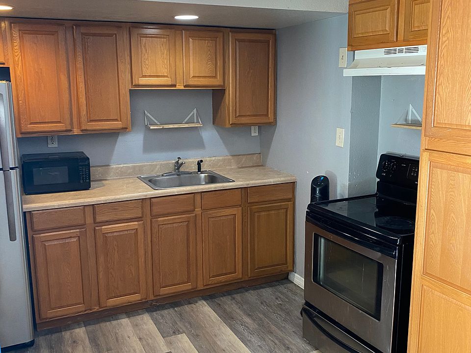 1st image of 409 E Floribraska Ave APT D